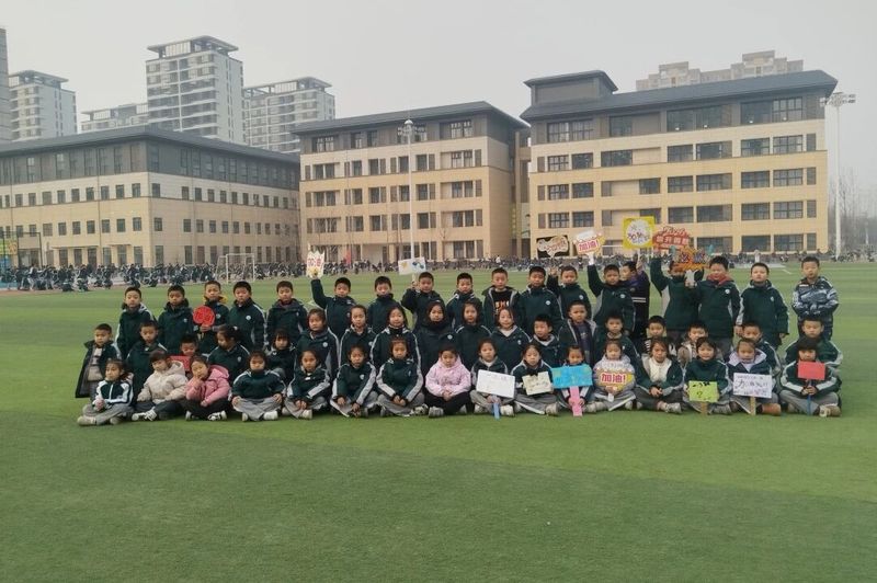 绿茵小战场   拼搏正当时 —— 柳青路小学低年级笼式足球争霸赛圆满落幕